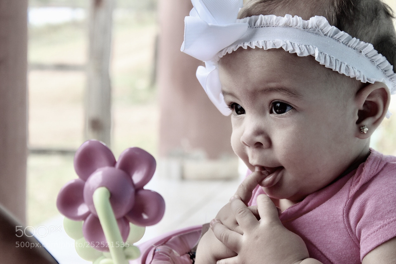 Canon EOS 1300D (EOS Rebel T6 / EOS Kiss X80) sample photo. Baby girl photography