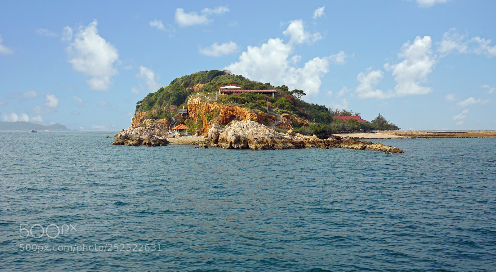 Sony a6000 sample photo. Coastline of pattaya photography