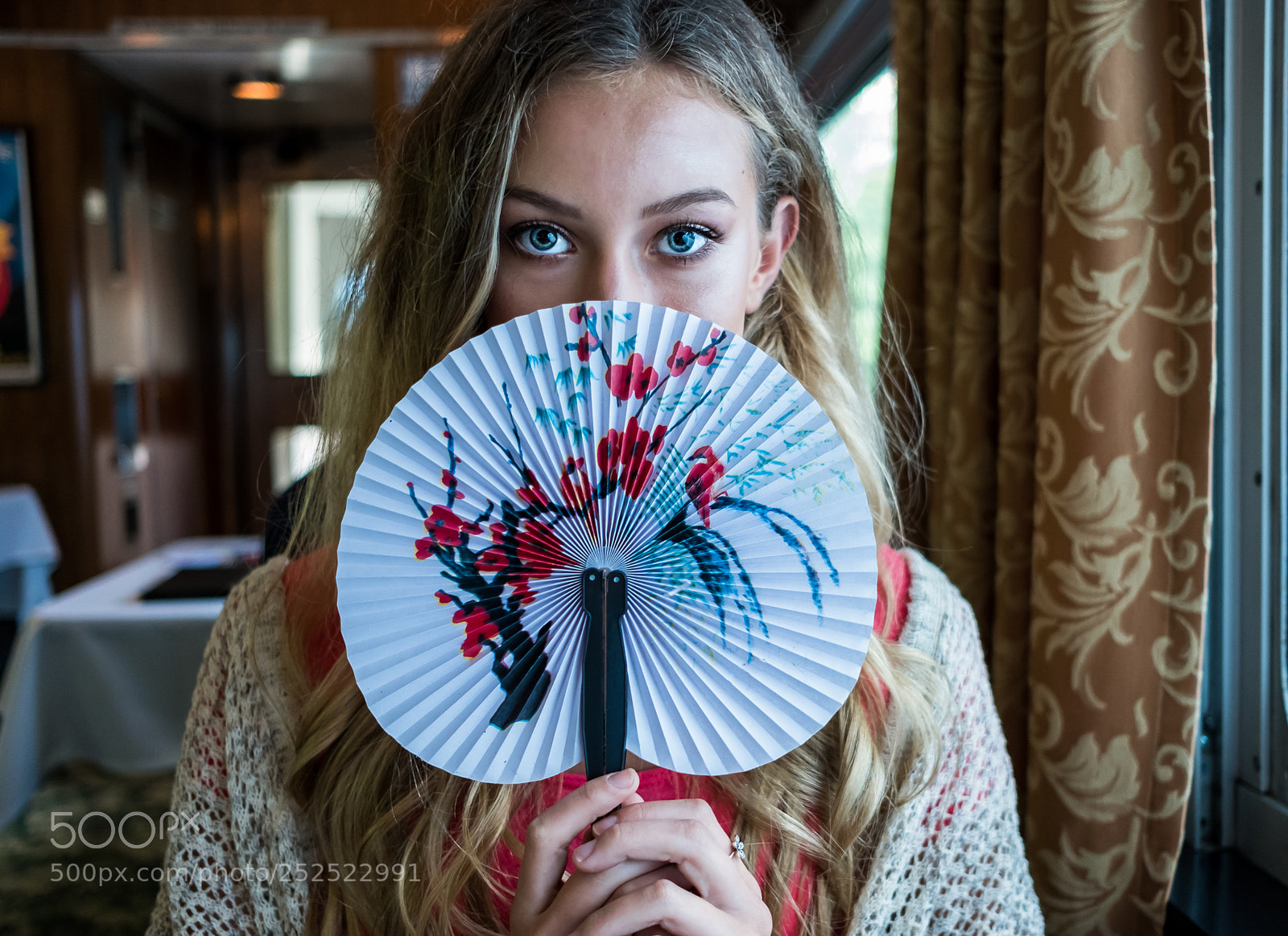 Fujifilm X-T2 sample photo. Blue eyes. photography