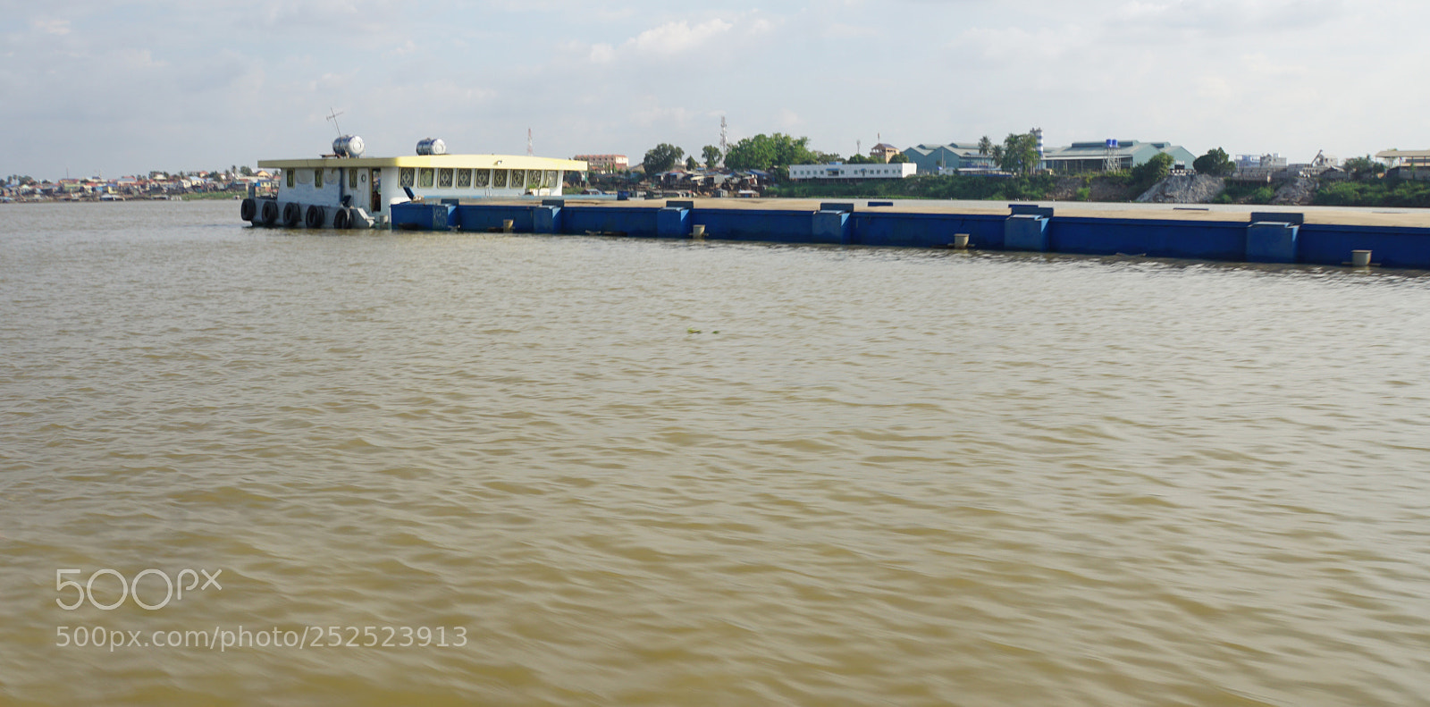 Sony a6000 sample photo. Phnom penh riverside photography