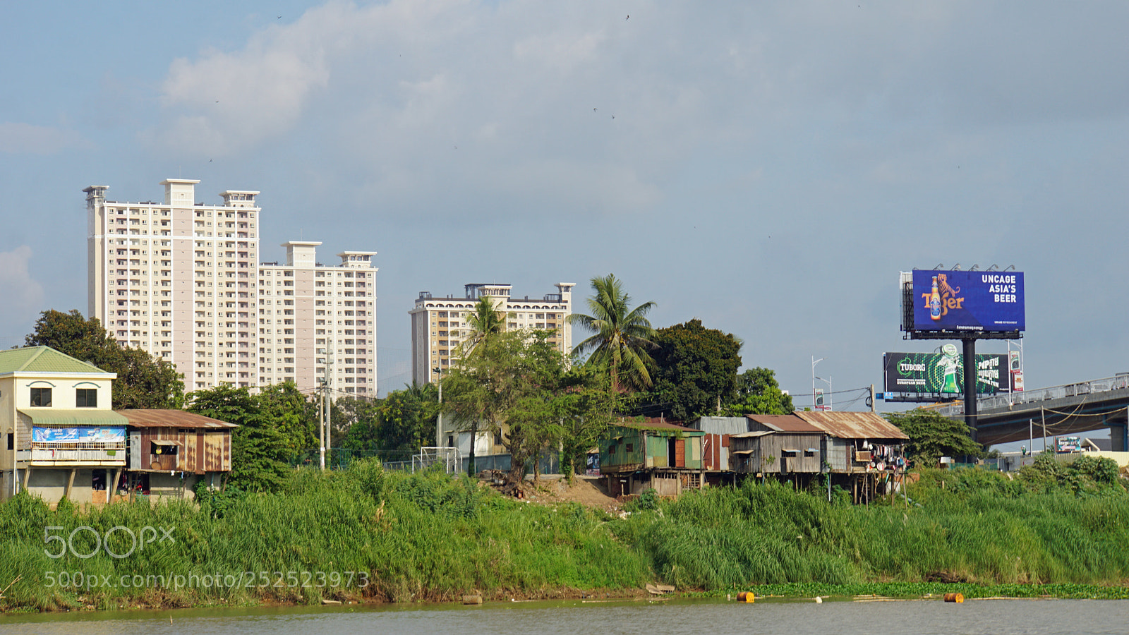 Sony a6000 sample photo. Phnom penh riverside photography