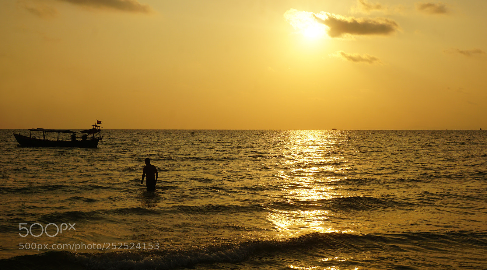 Sony a6000 sample photo. Sunset at otres beach photography