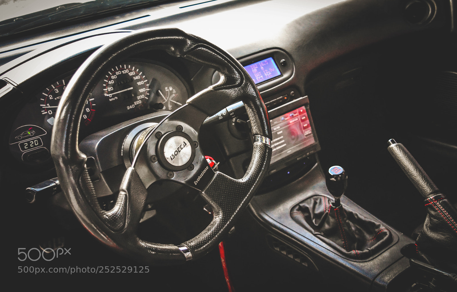 Nikon D5200 sample photo. All about cars photography