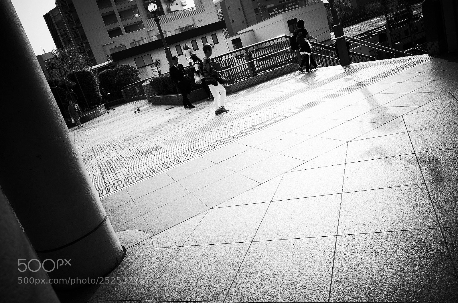 Ricoh GR II sample photo. Street photography