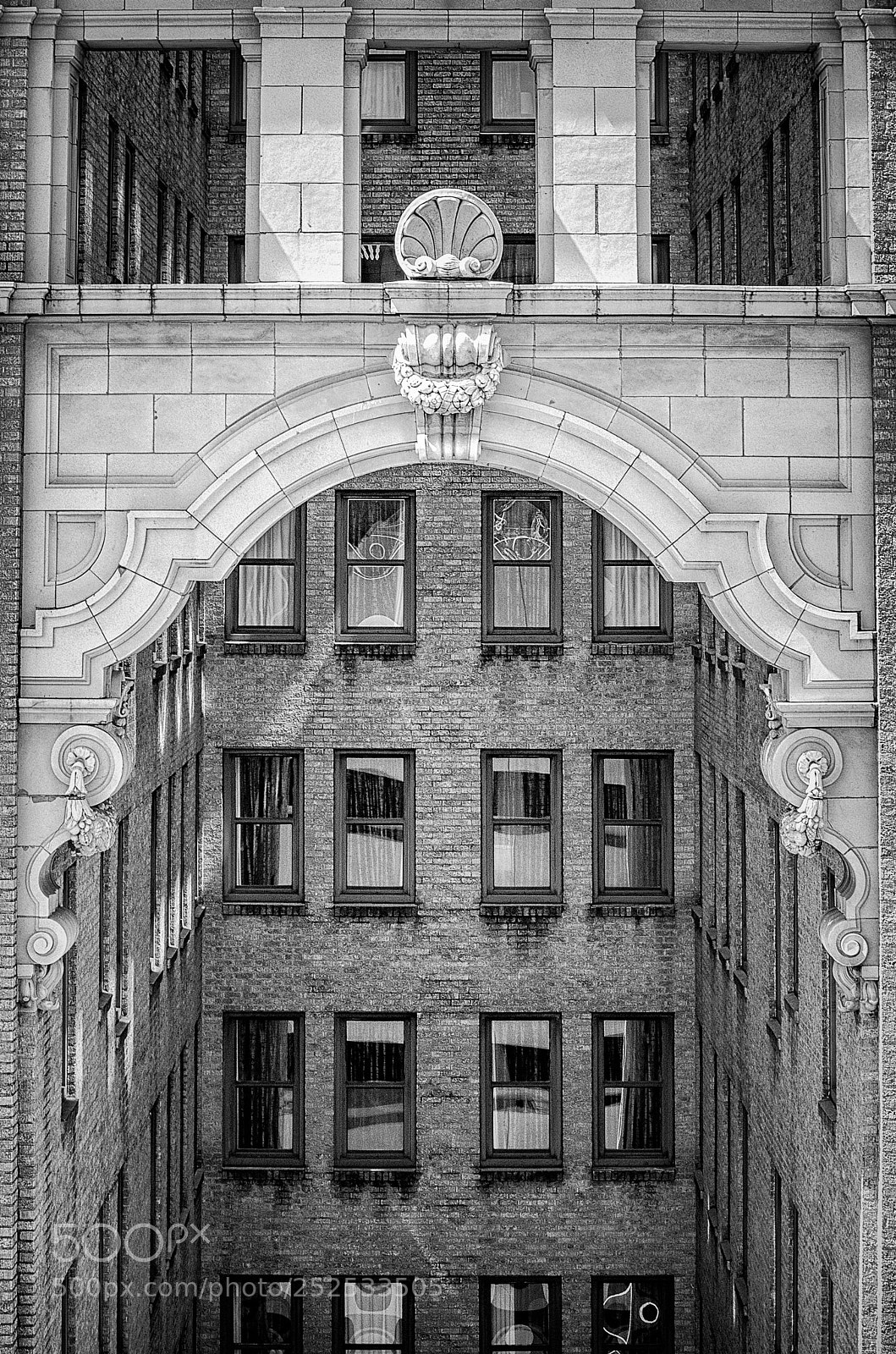 Nikon D5100 sample photo. Arch and windows photography