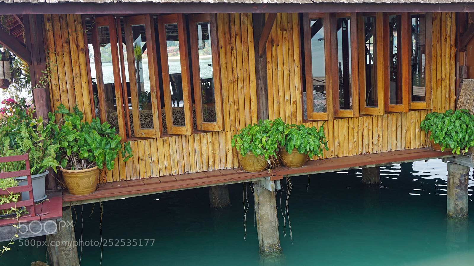 Sony a6000 sample photo. Wooden houses on koh photography