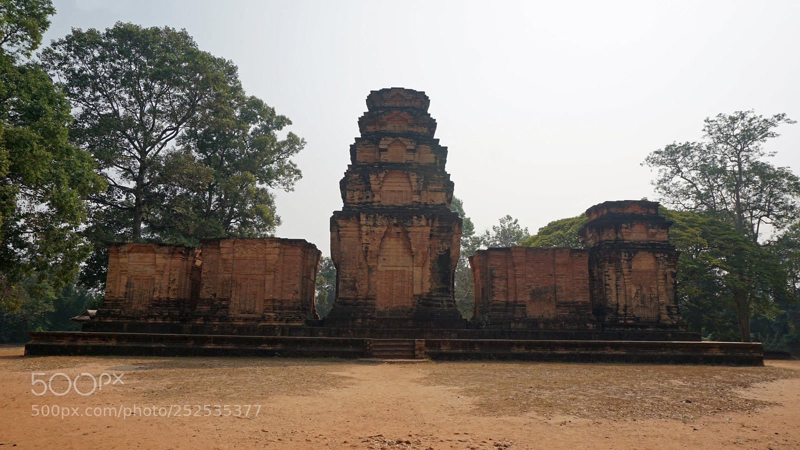 Sony a6000 sample photo. Ankor wat temple complex photography