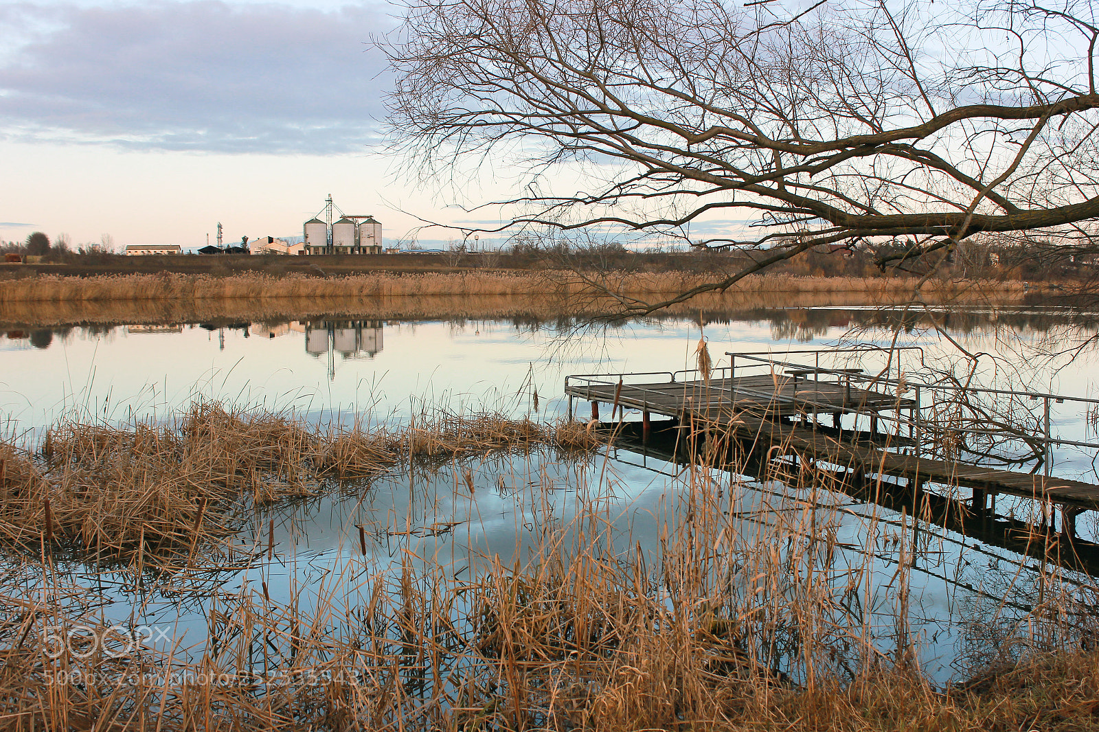 Canon EOS 600D (Rebel EOS T3i / EOS Kiss X5) sample photo. Reflections photography