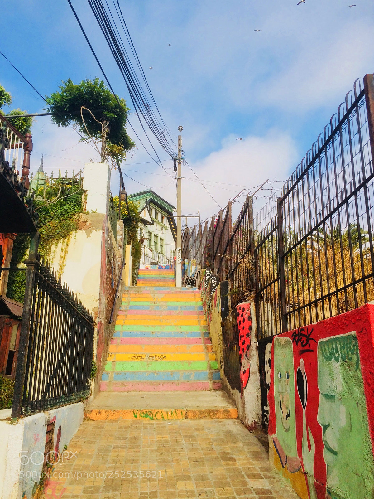 Apple iPhone 5s sample photo. Escaleras photography