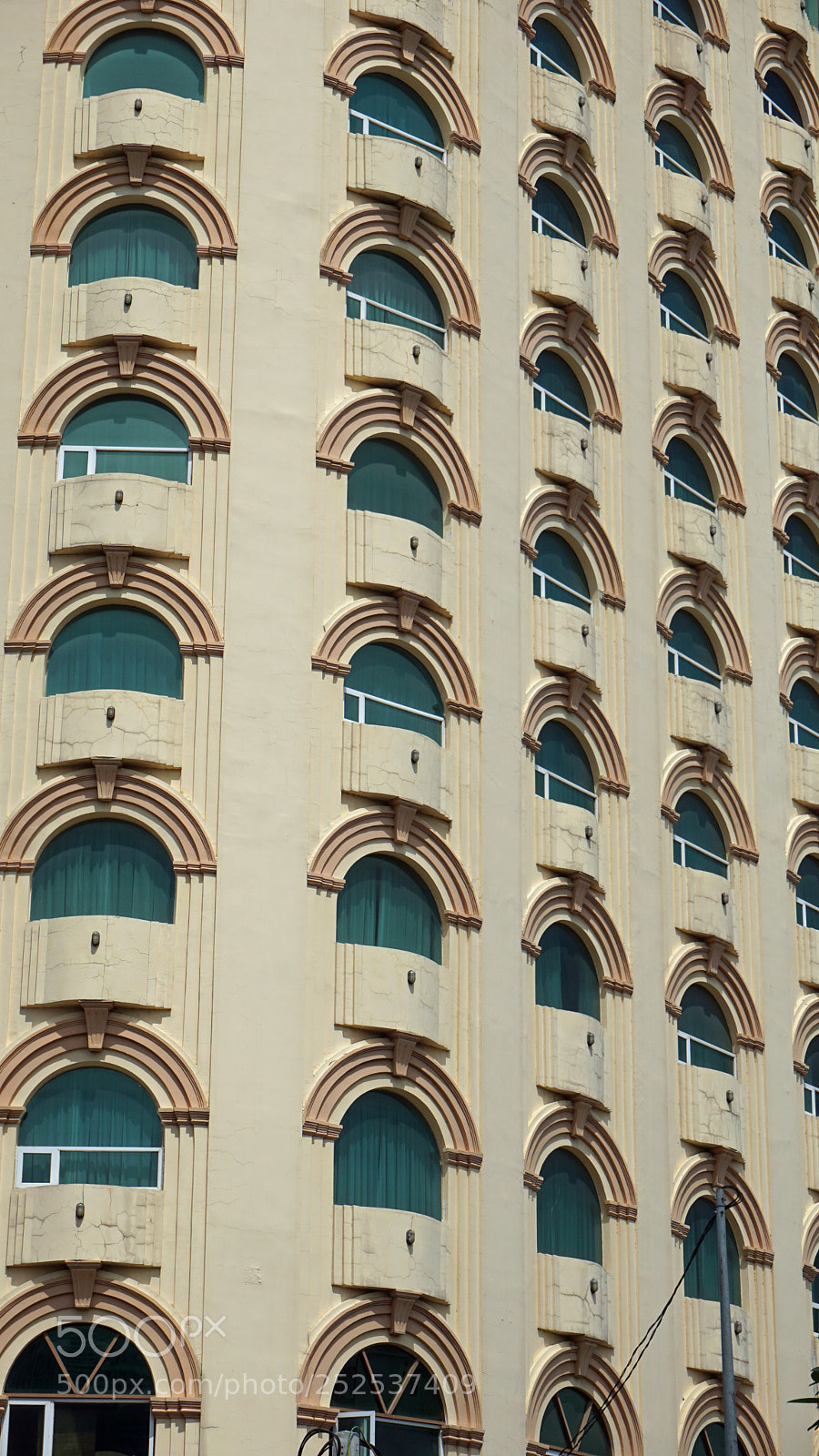 Sony a6000 sample photo. Building in phnom penh photography