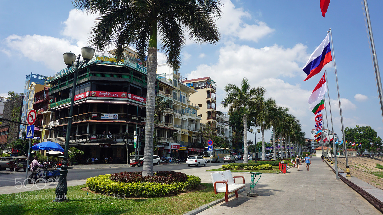 Sony a6000 sample photo. Building in phnom penh photography
