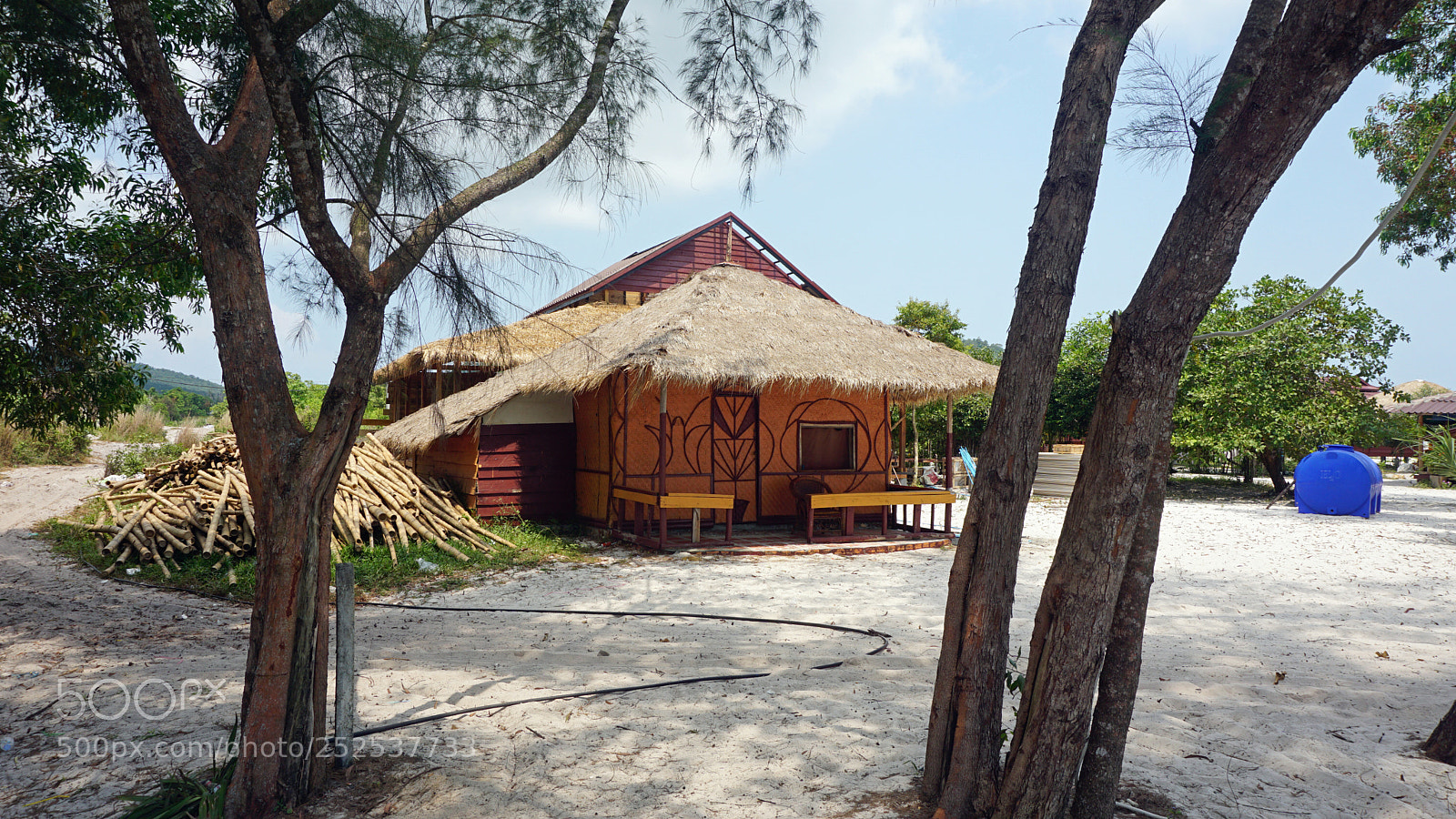 Sony a6000 sample photo. Koh rong beach huts photography