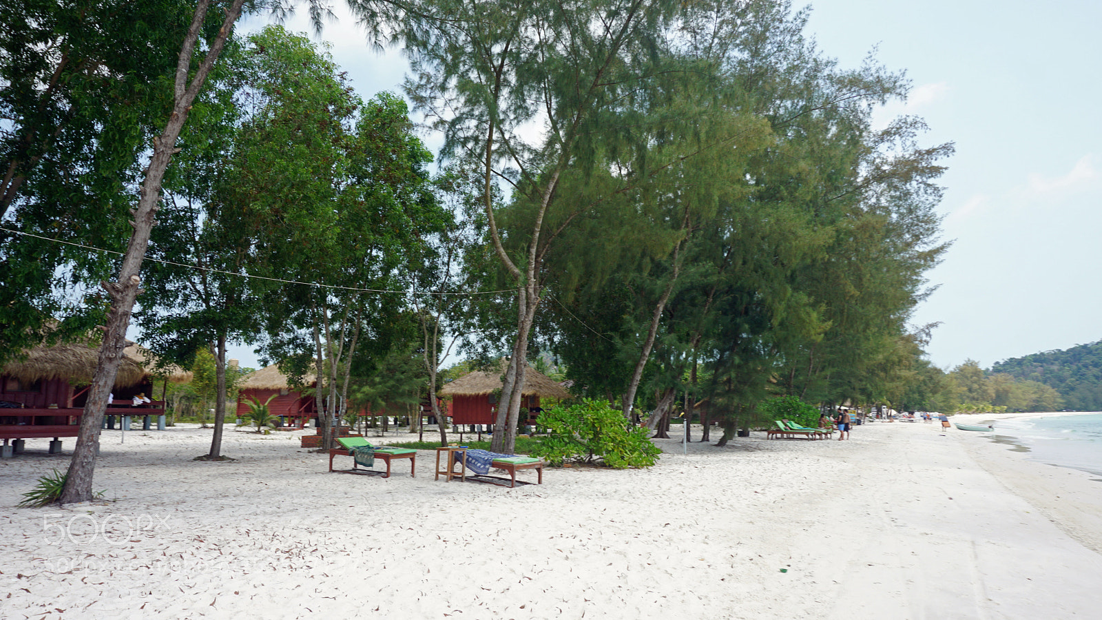 Sony a6000 sample photo. Koh rong beach huts photography