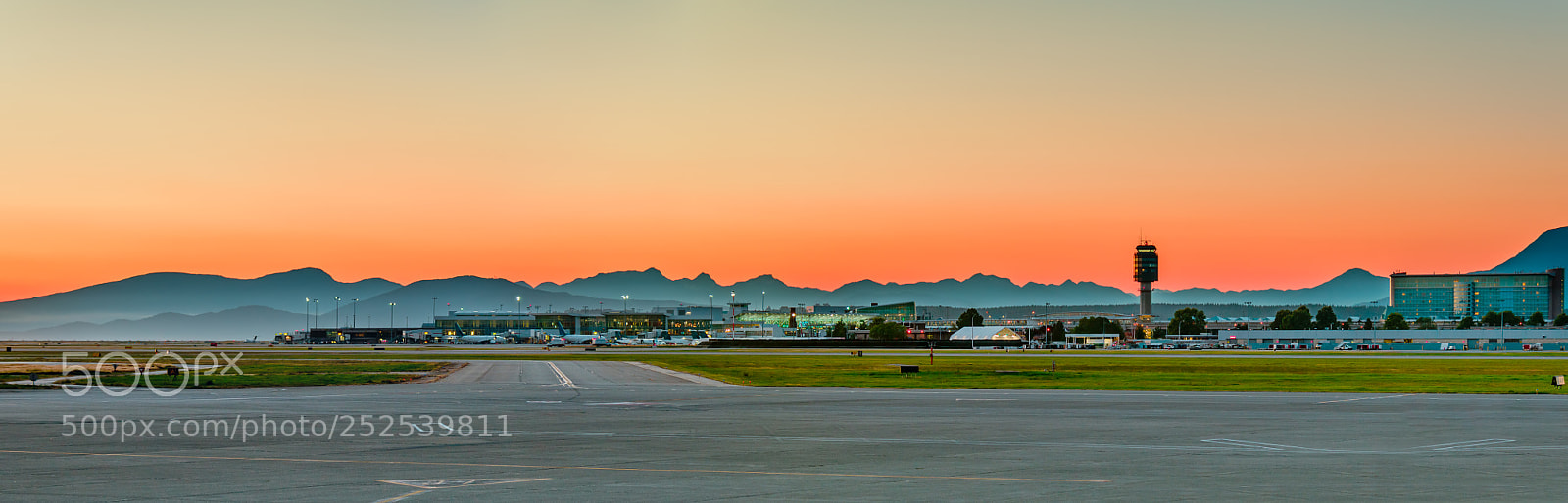 Nikon D810 sample photo. Panorama of the airport photography