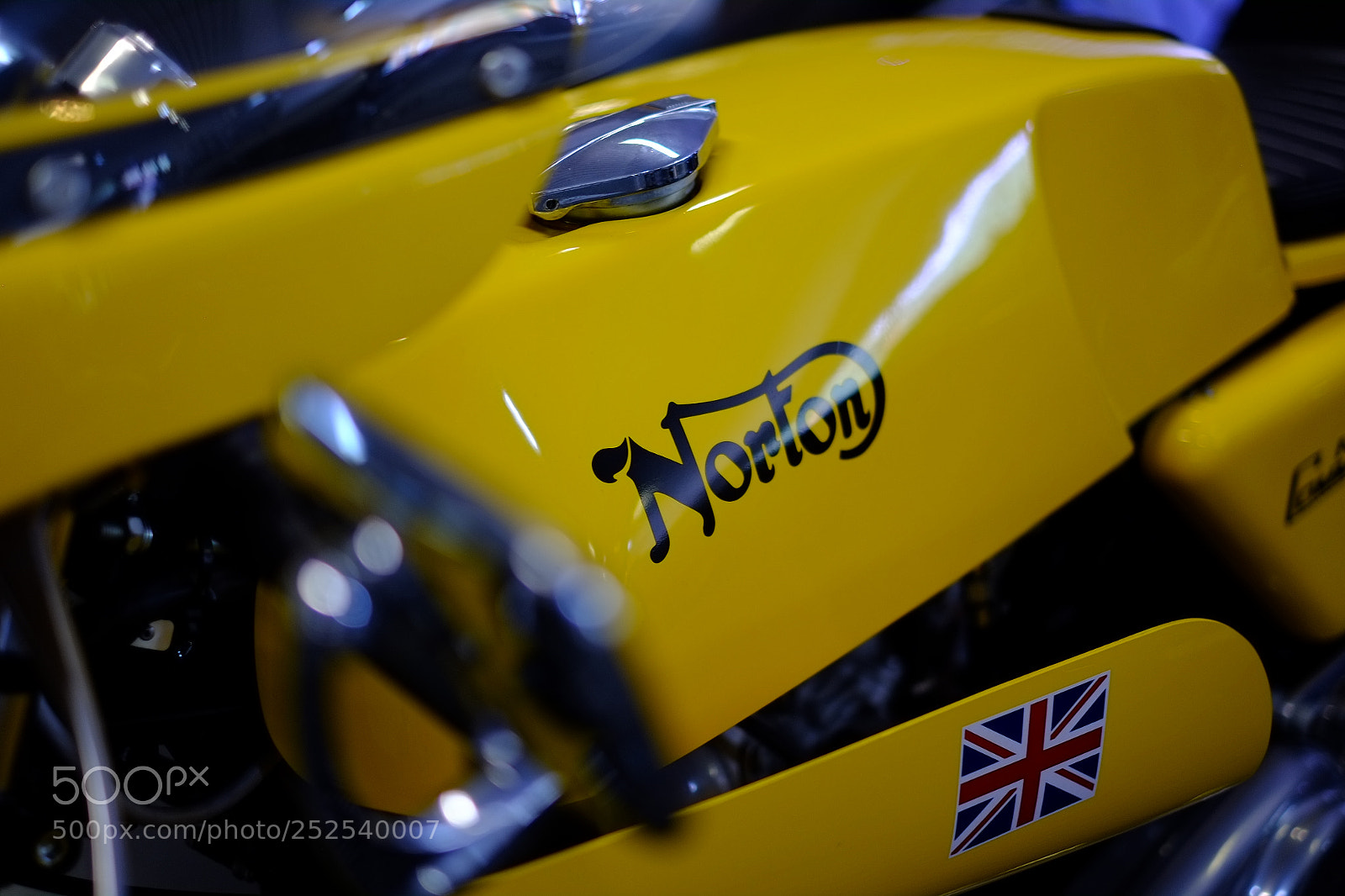 Fujifilm X-Pro1 sample photo. Cafe norton photography