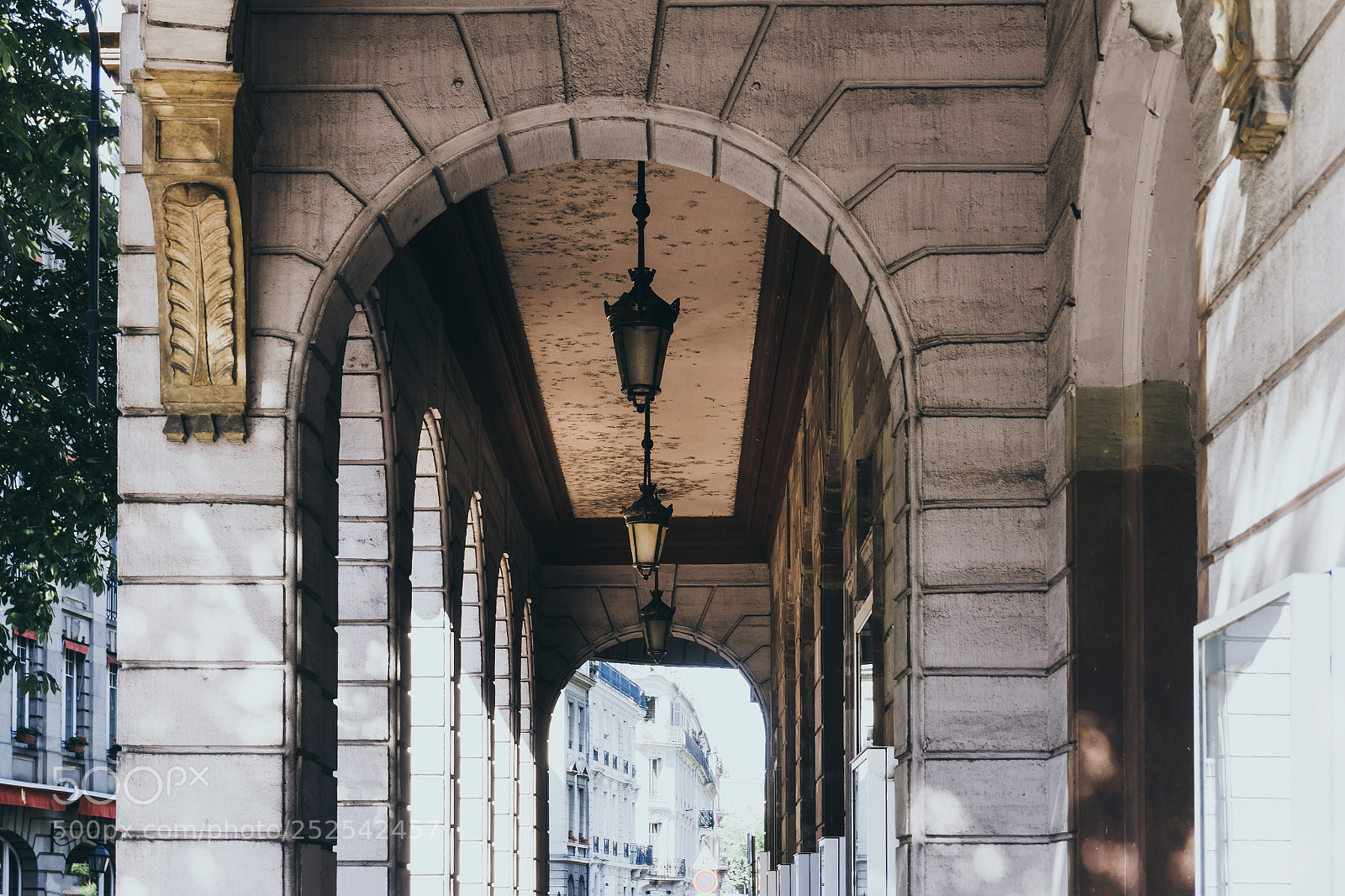 Sony a6000 sample photo. Street view of downtown photography