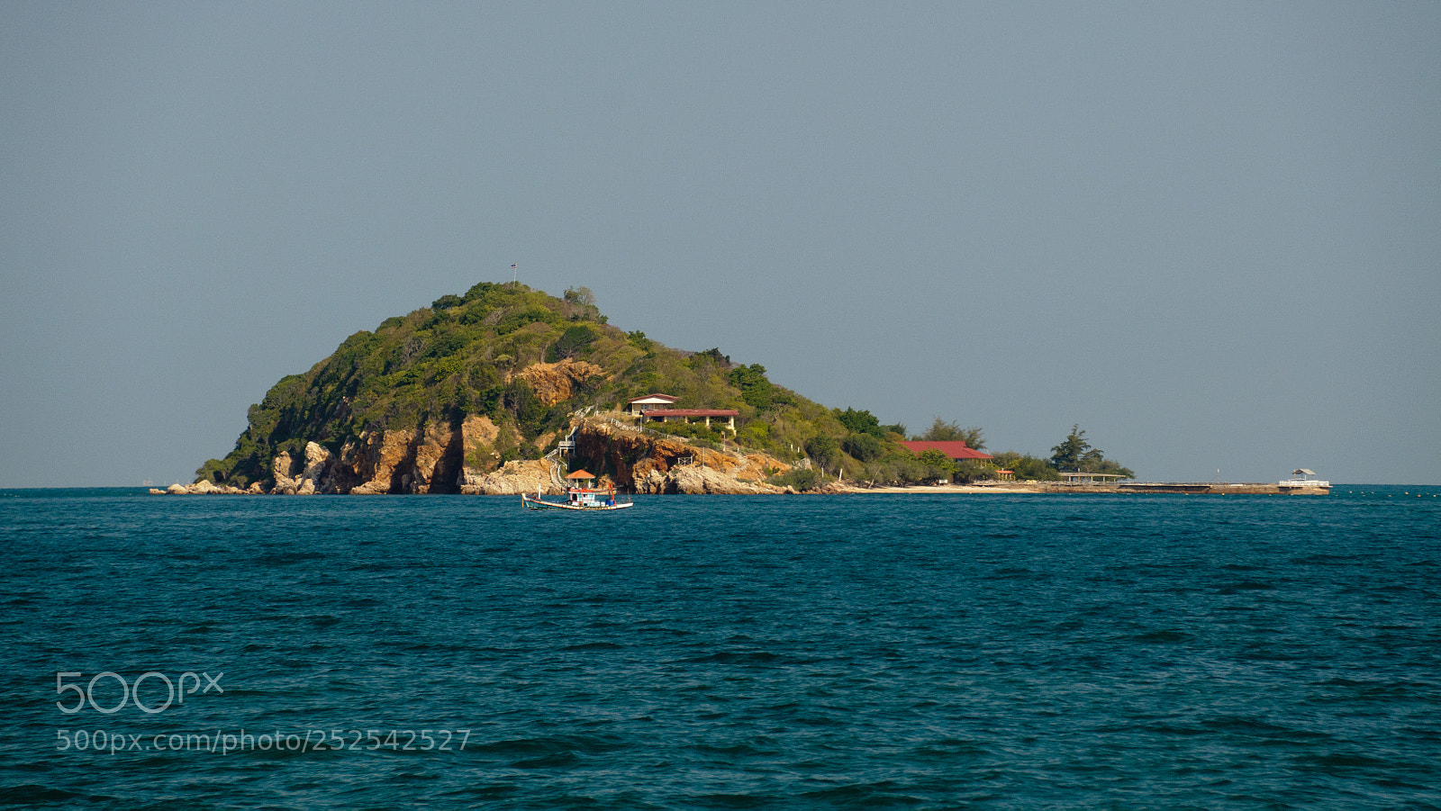 Nikon D5000 sample photo. A place to stay photography