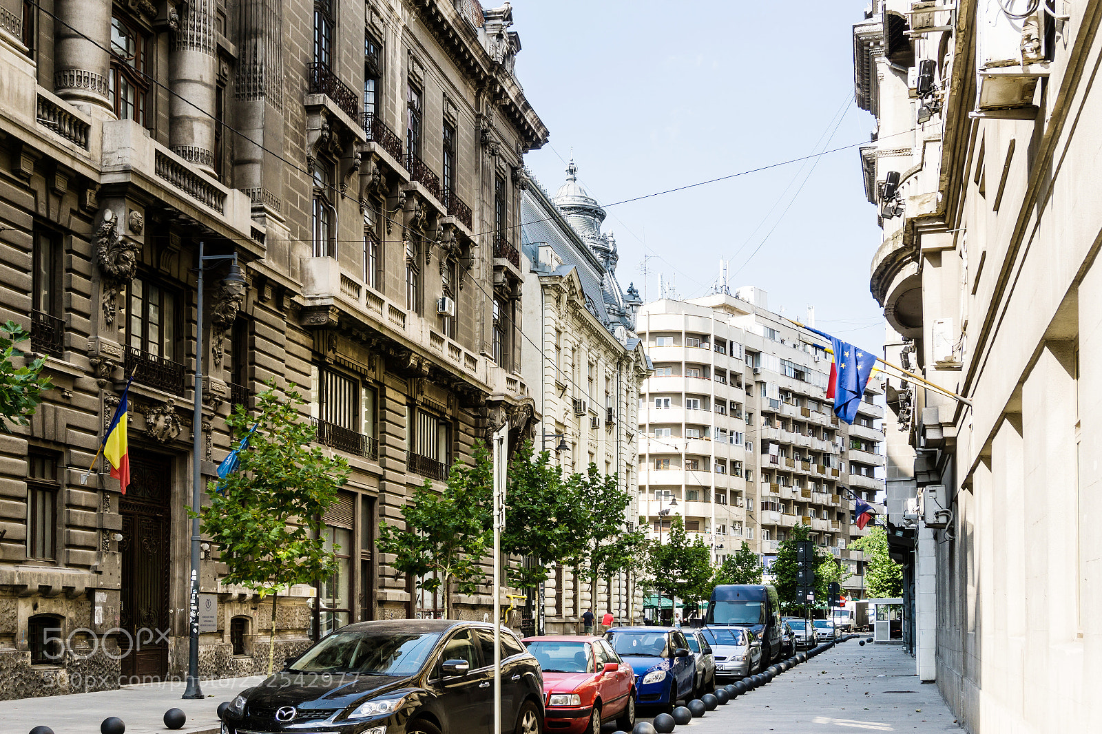 Sony a6000 sample photo. Bucharest, romania - august photography