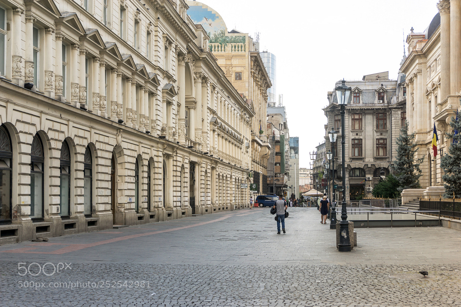 Sony a6000 sample photo. Bucharest, romania - august photography