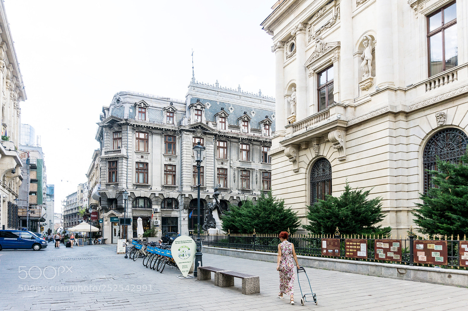 Sony a6000 sample photo. Bucharest, romania - august photography
