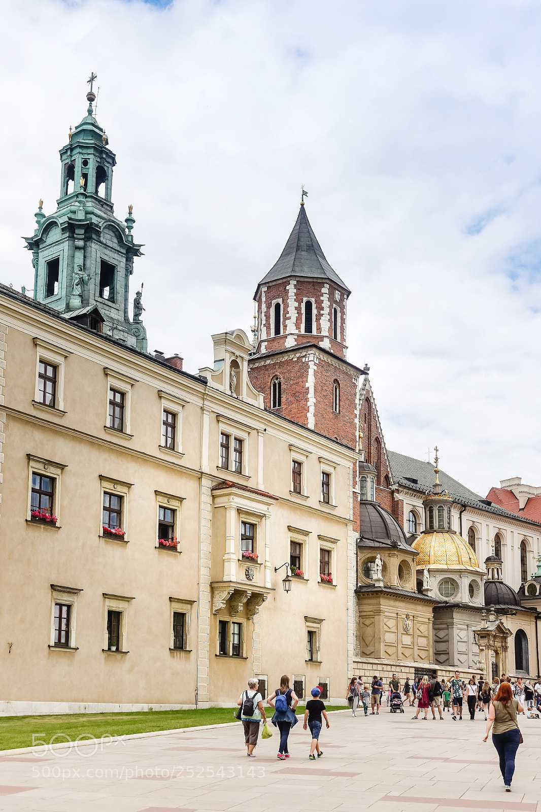 Sony Cyber-shot DSC-RX100 IV sample photo. Krakow, poland - august photography