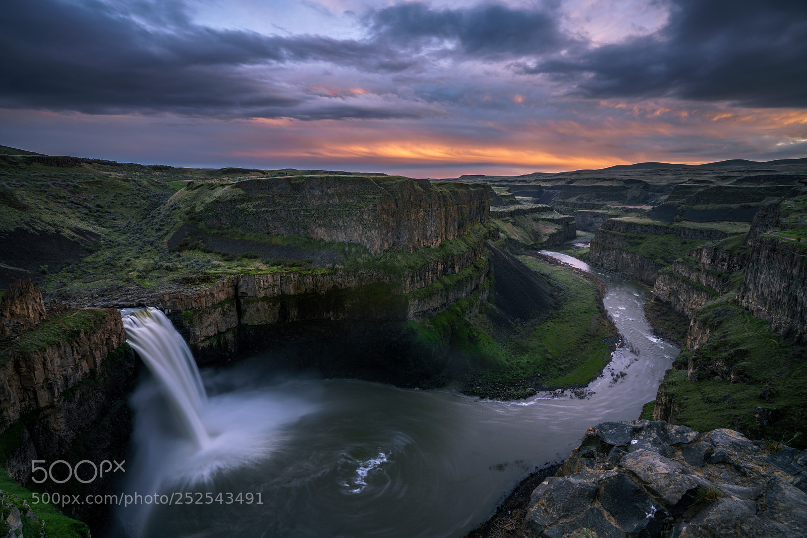 Sony a7R III sample photo. Palouse falls at sunset photography