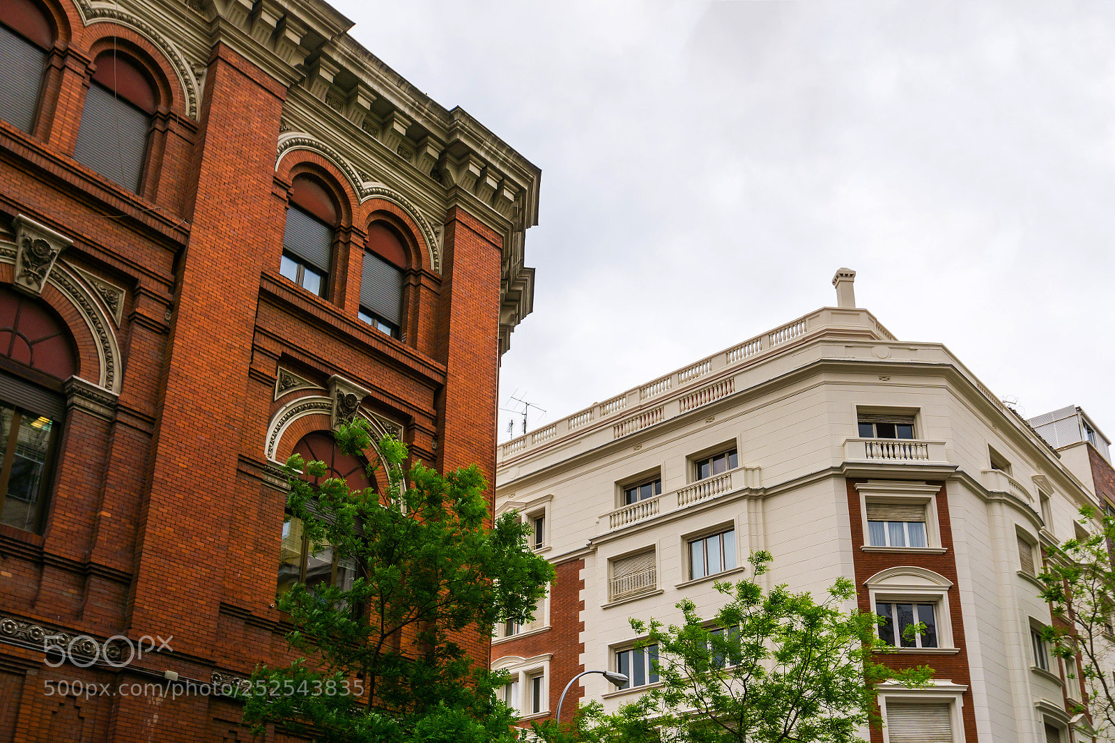 Sony a6000 sample photo. Traditional antique city building photography