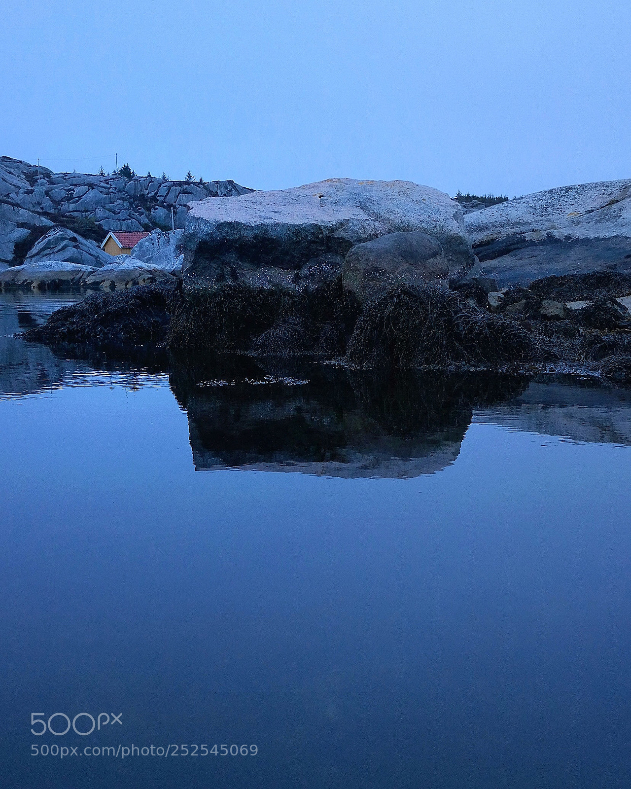 Samsung NX300 sample photo. Floating rock, hidden boathouse photography