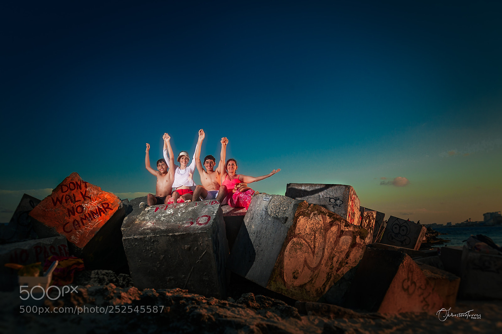 Canon EOS 5D Mark II sample photo. Editar photography