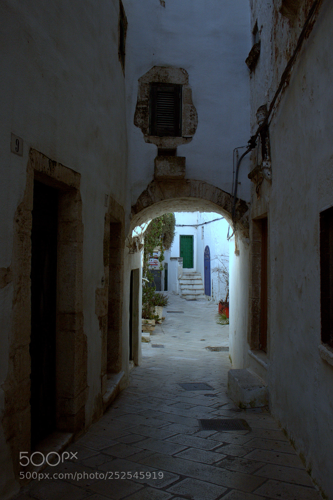 Canon EOS 600D (Rebel EOS T3i / EOS Kiss X5) sample photo. No way out......... photography