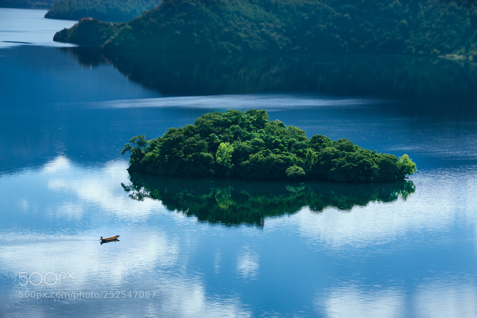 Canon EOS 70D sample photo. How beautiful the water photography