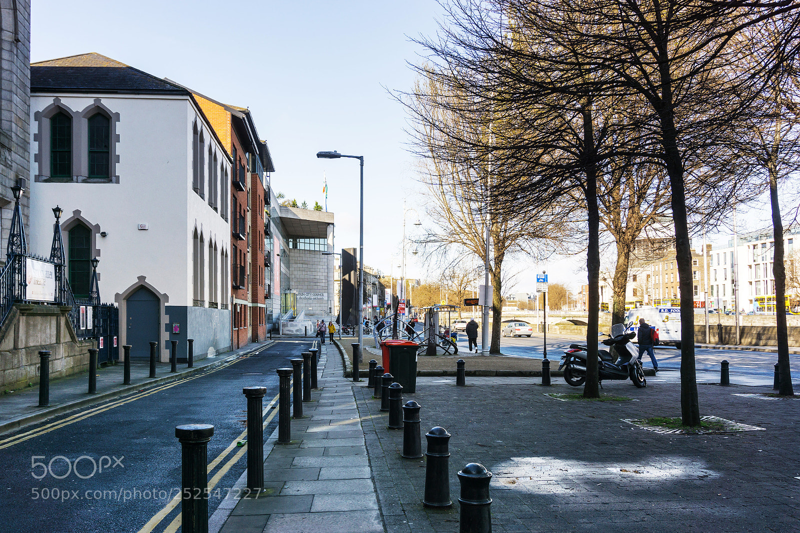 Sony a6000 sample photo. Dublin, ireland - march photography