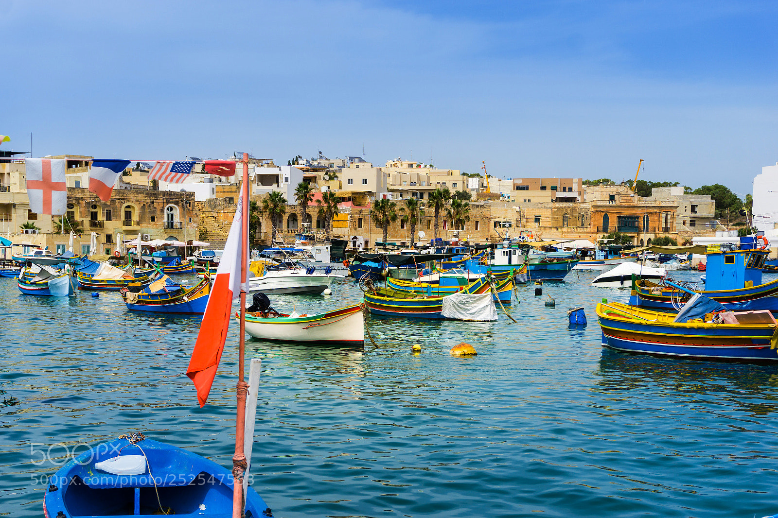 Sony a6000 sample photo. Mediterranean traditional colorful boats photography