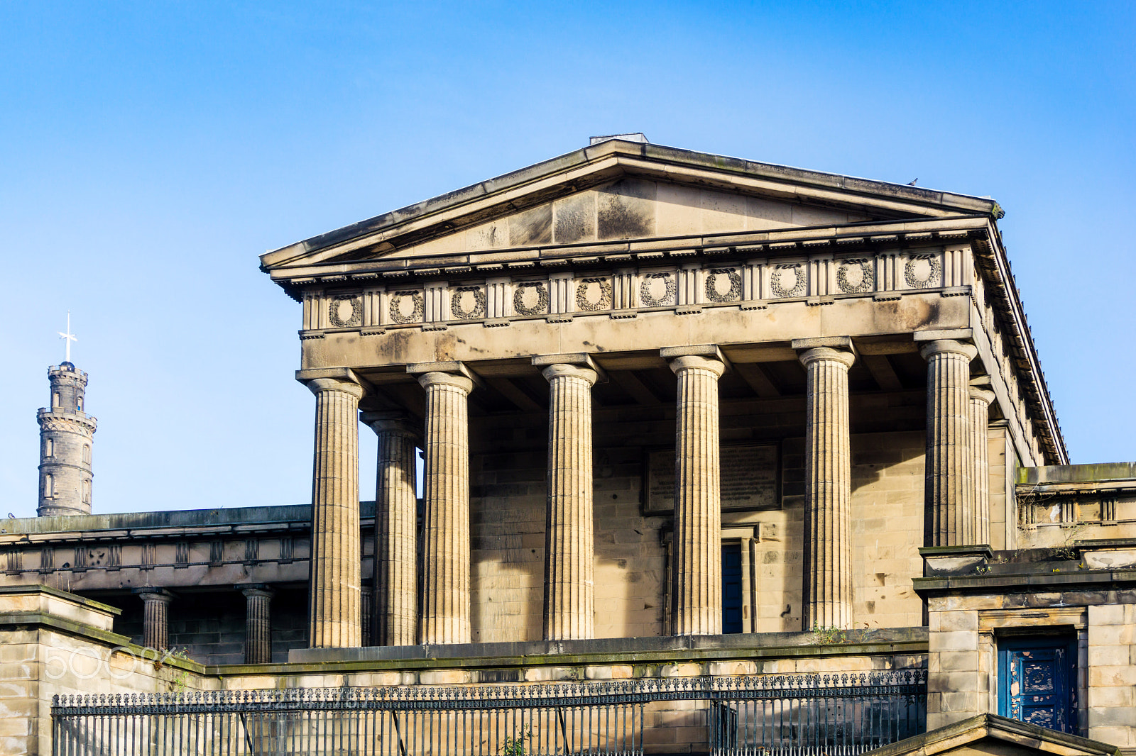 Sony a6000 sample photo. Street view of historic photography