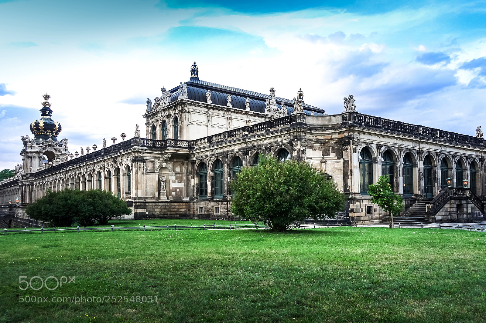 Sony Cyber-shot DSC-RX100 IV sample photo. Baroque building zwinger in photography