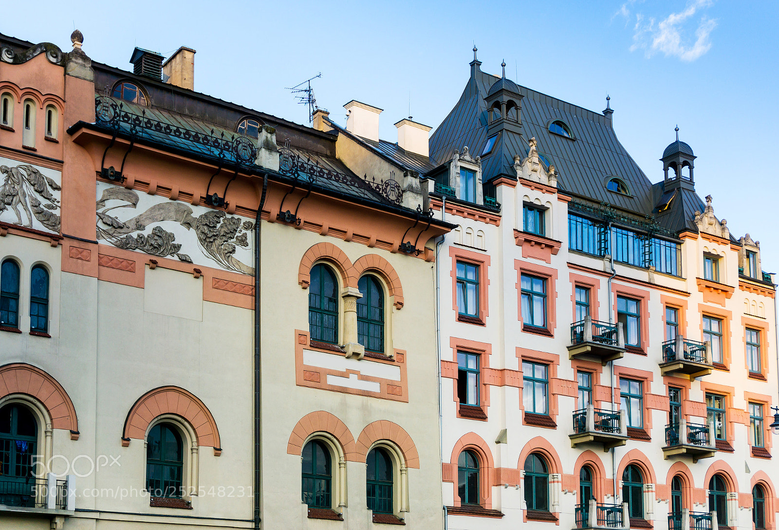 Sony a6000 sample photo. Antique building view in photography
