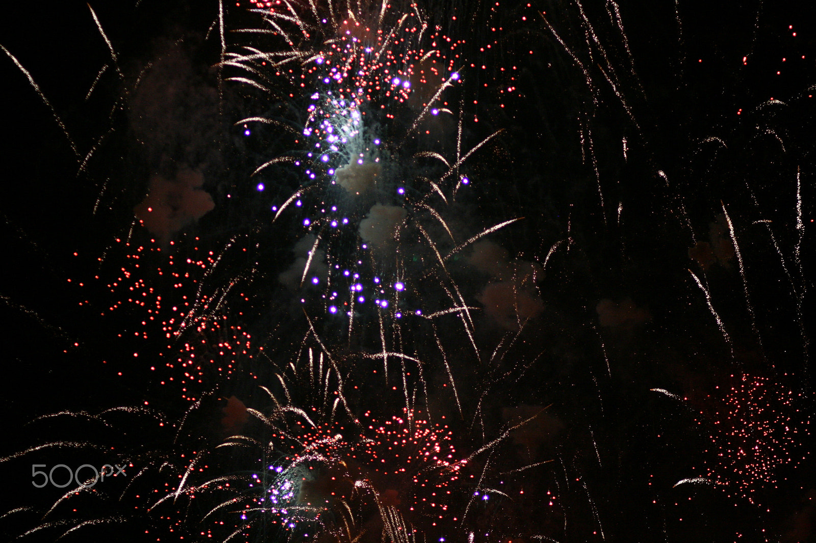 Canon EOS 400D (EOS Digital Rebel XTi / EOS Kiss Digital X) sample photo. Fireworks 7 photography