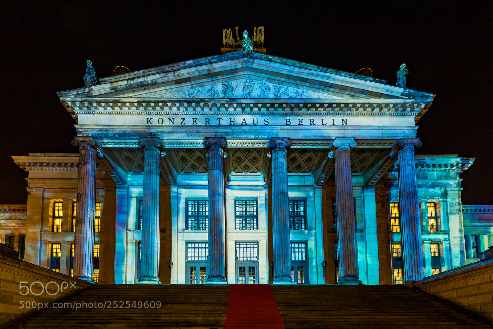 Canon EOS 5D Mark IV sample photo. Berlin konzerthaus photography