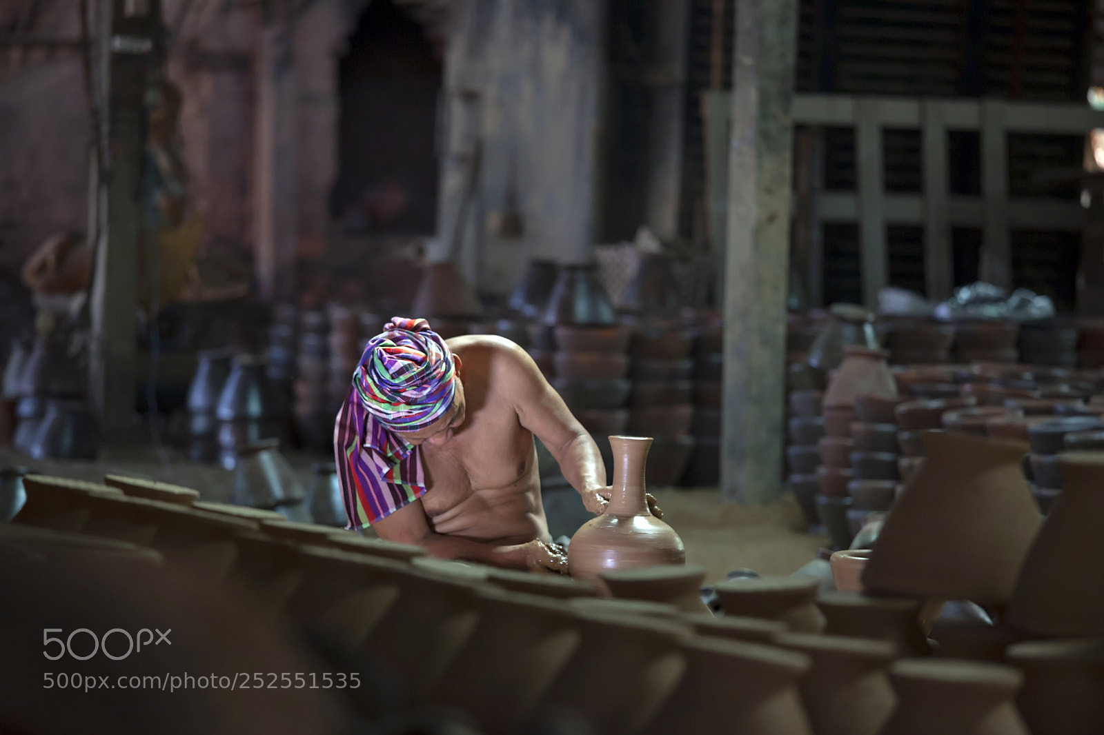 Canon EOS 5D Mark II sample photo. Pottery by hand photography