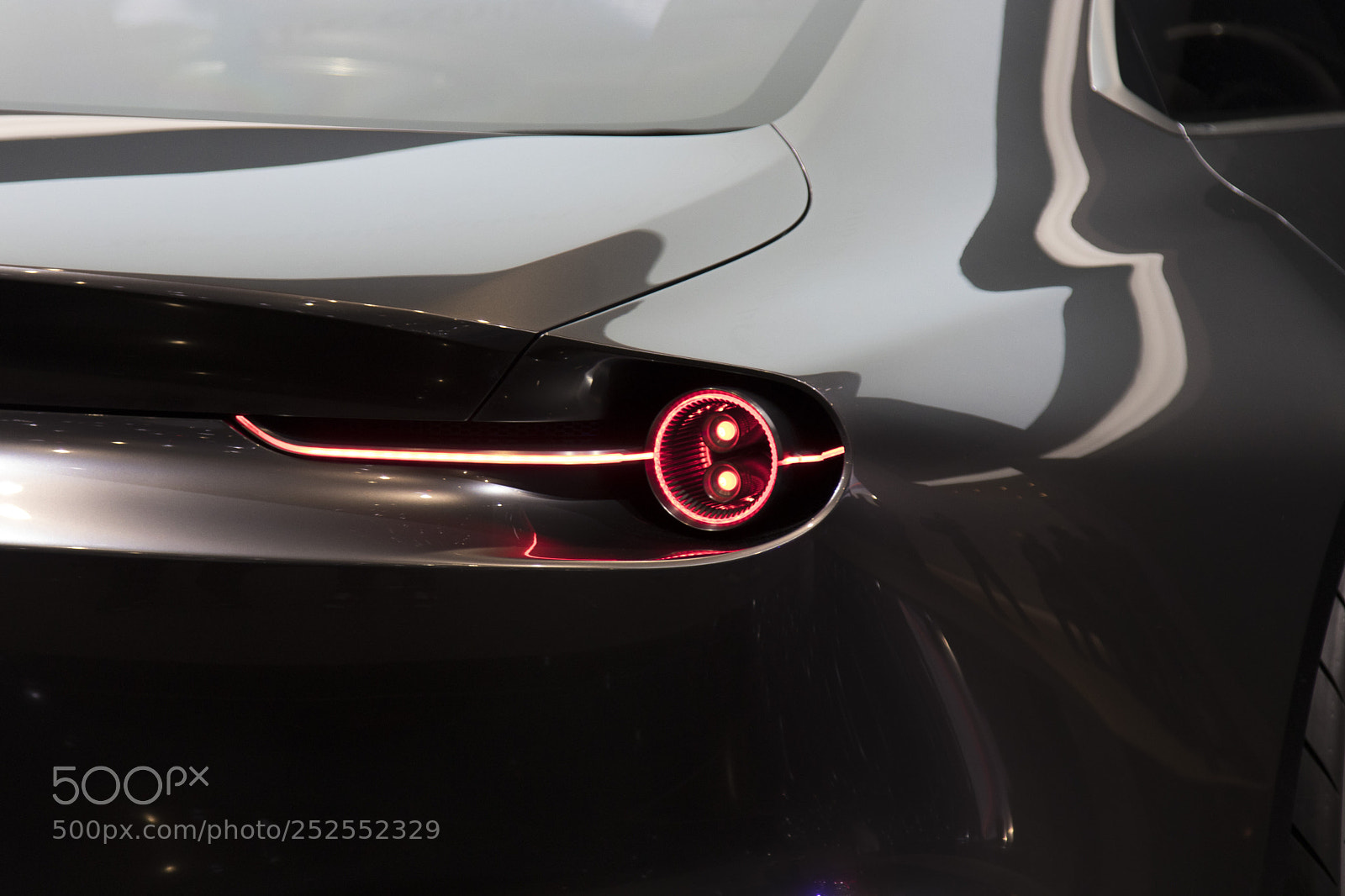 Canon EOS 80D sample photo. Geneva motor show 2018 photography