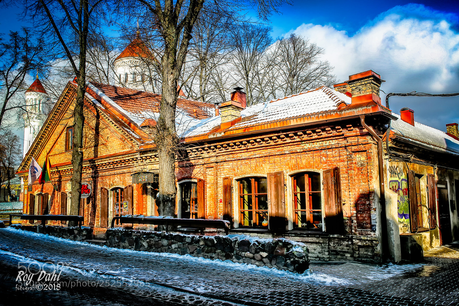 Canon EOS 70D sample photo. Uzupis café - vilnius photography