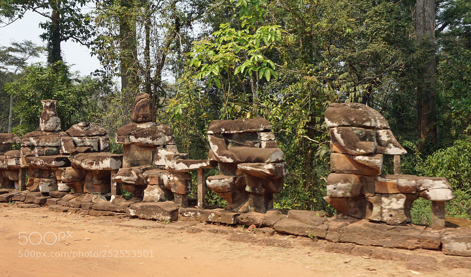 Sony a6000 sample photo. Stone monument at angkot photography