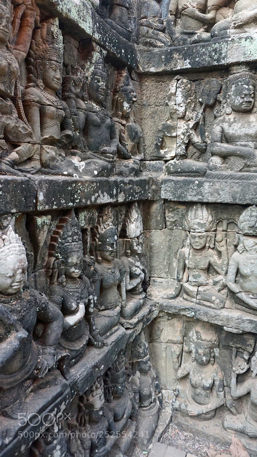 Sony a6000 sample photo. Angkor wat wall figures photography