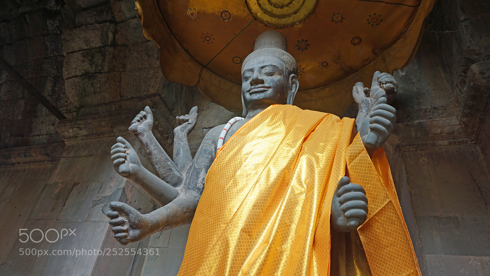Sony a6000 sample photo. Buddha statue in angkor photography