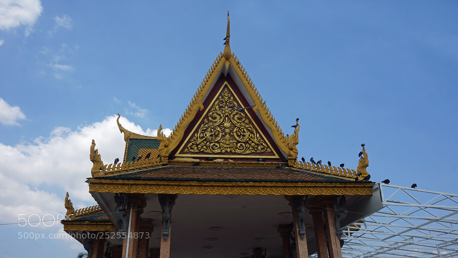 Sony a6000 sample photo. Building in phnom penh photography