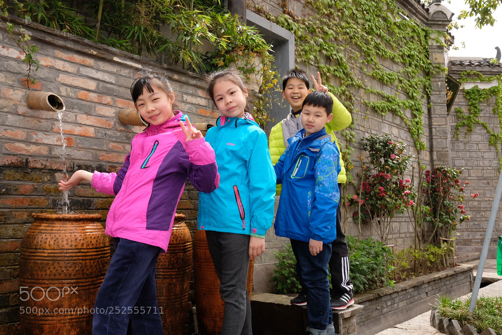 Fujifilm X-E3 sample photo. 几个好朋友在莫愁村 photography