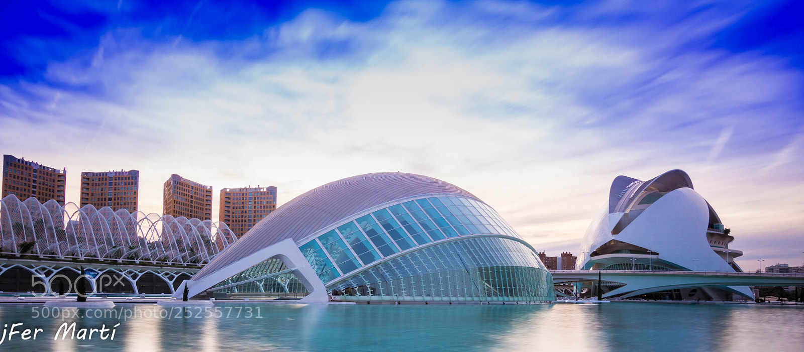 Canon EOS 60D sample photo. Arquitectura moderna photography