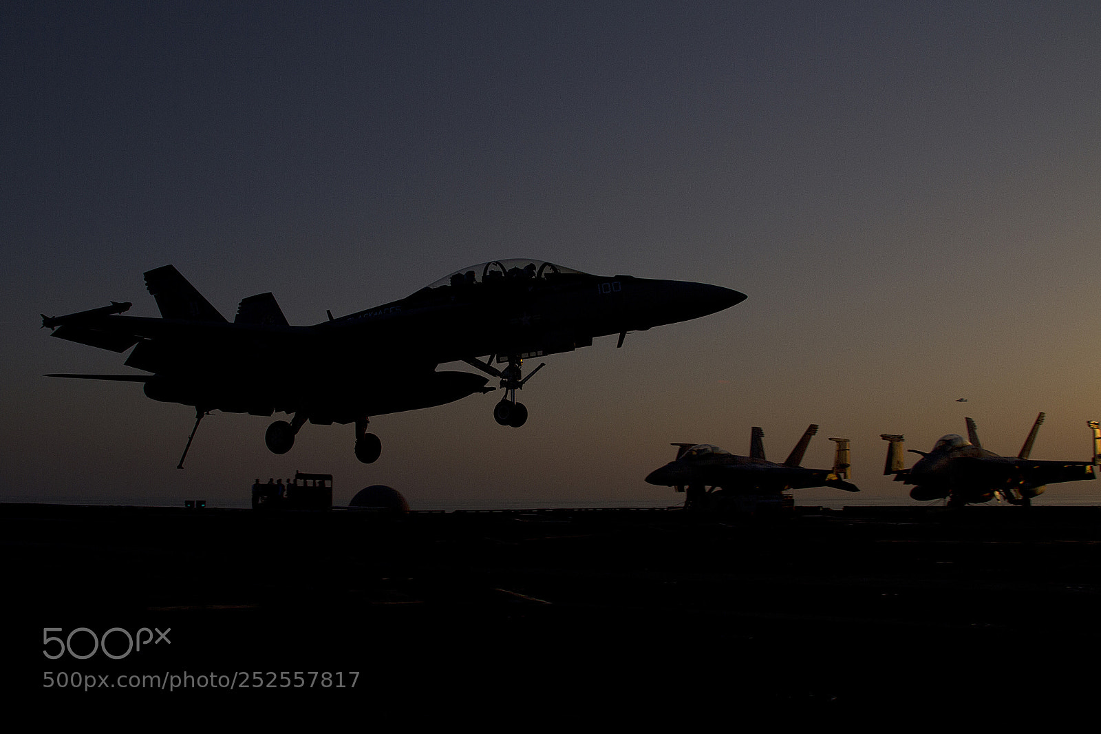 Canon EOS 7D sample photo. Sunset landing photography