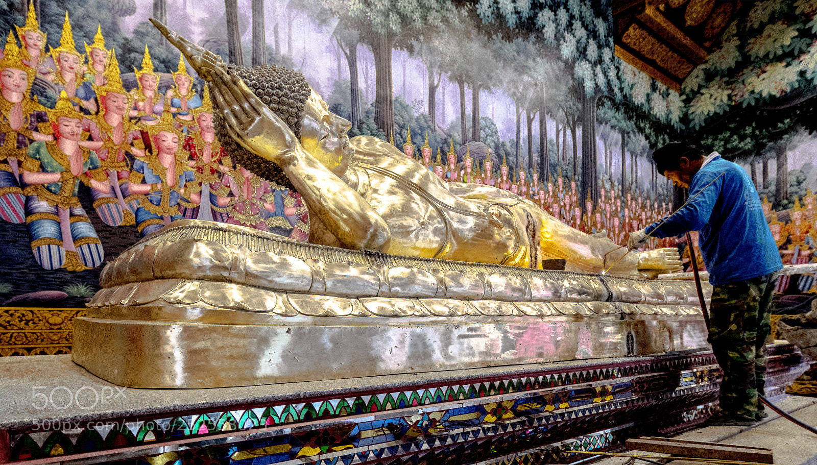 Nikon D850 sample photo. Finition du bouddha d'or photography