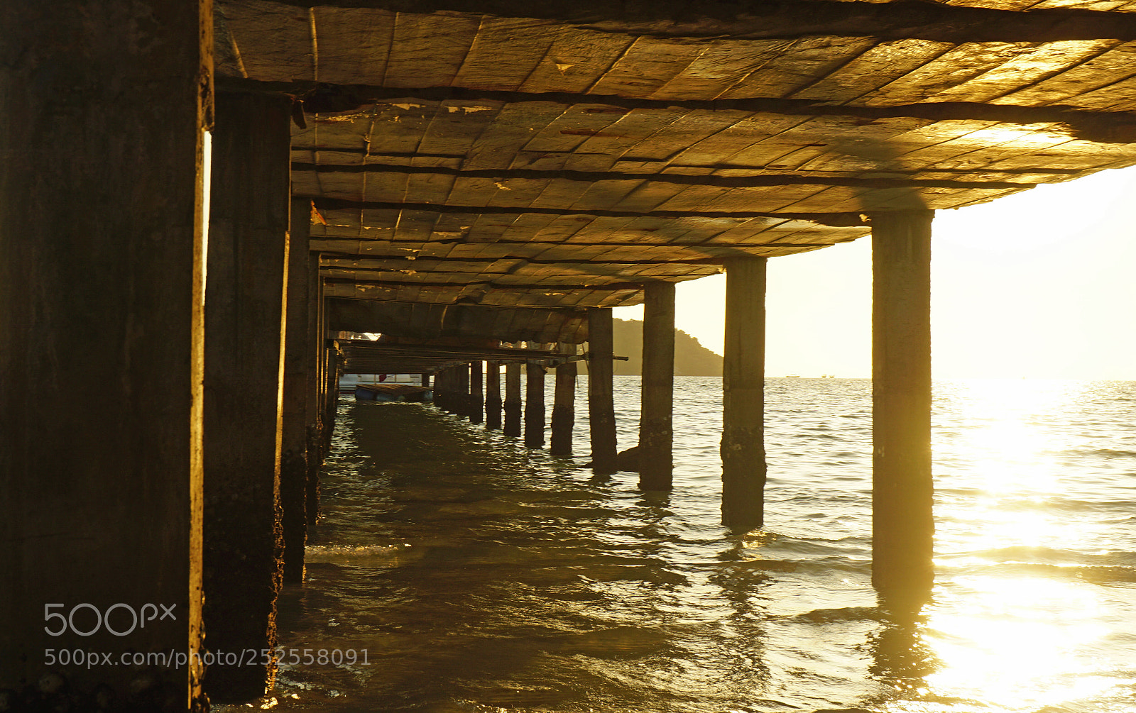 Sony a6000 sample photo. Wooden jetty in the photography